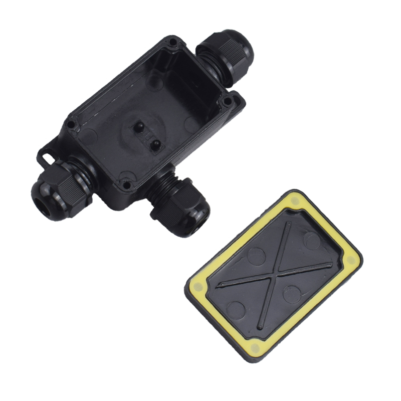 3 Way Outdoor Waterproof IP66  - Outdoor Power Distribution Box recension och pris